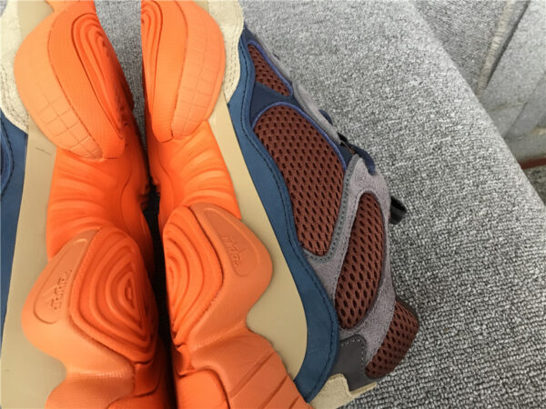 Yeezy 500 'Enflame' - Image 4