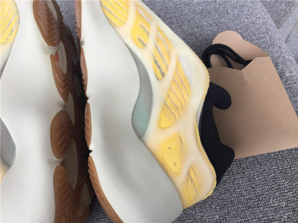 Ad Yeezy White Yellow - Image 18