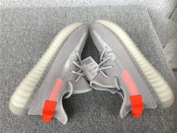 Yeezy Boost 'Tail Light' - Image 4