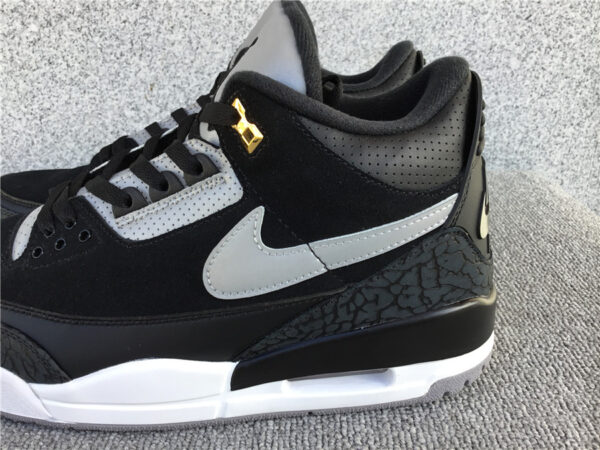 Air Jordan black and white manuscript - Image 2