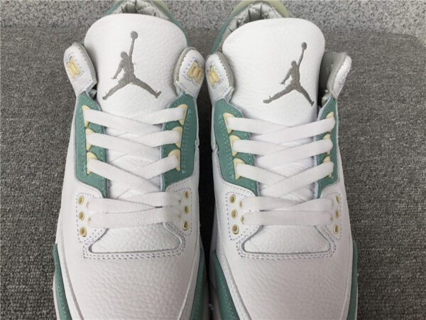 Air Jordan 3 Retro "Mars Stone" - Image 2