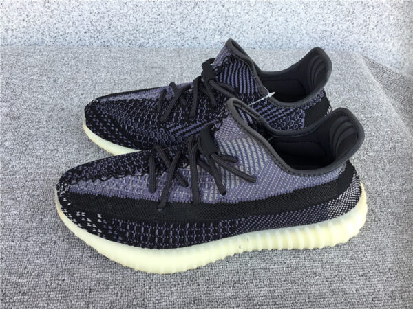 Yeezy Boost Yecheil Non-Reflective - Image 28
