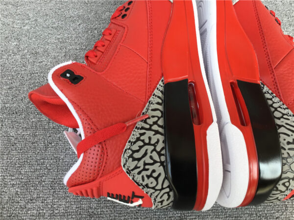 Air Jordan 3“Varsity Red - Image 9