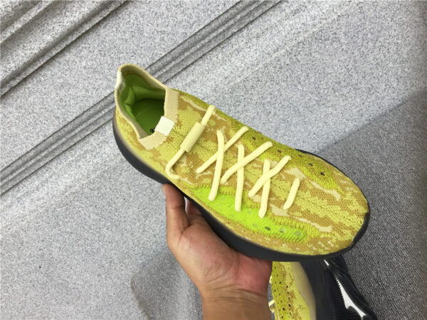 Yeezy Boost 'Hylte Glow' - Image 2