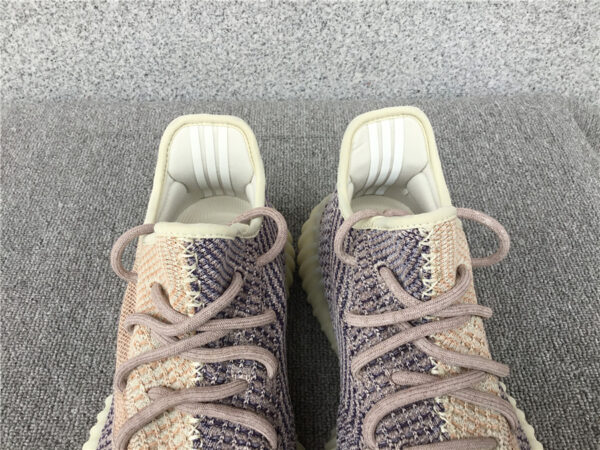 Yeezy Boost Ash Pearl - Image 31