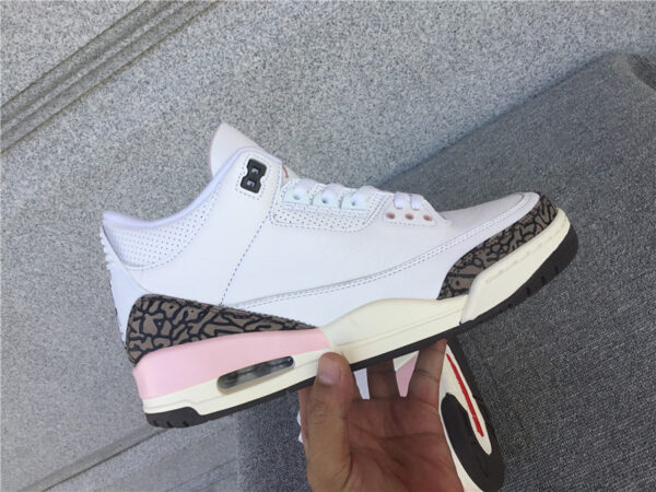 Air Jordan 3 WMNS Atmosphere