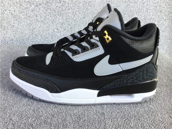 Air Jordan black and white manuscript - Image 11
