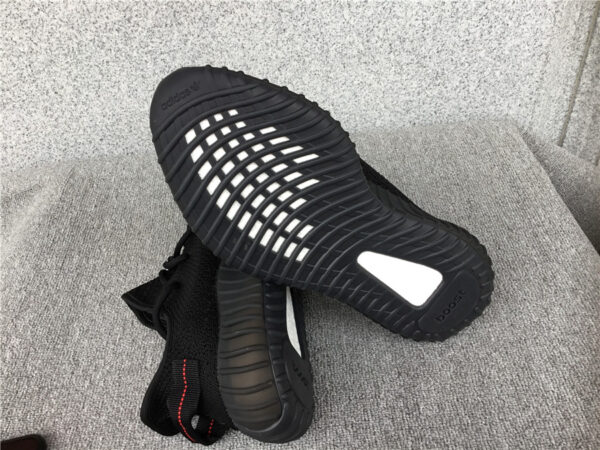 Yeezy Boost Bred - Image 25