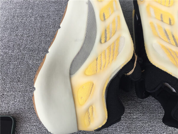 Ad Yeezy White Yellow - Image 2