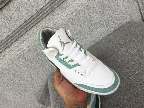 Air Jordan 3 Retro "Mars Stone" - Image 7
