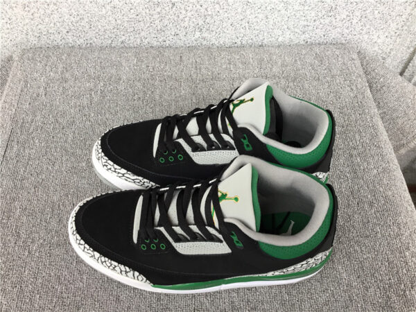 Air Jordan GS 'Pine Green' - Image 9