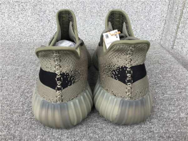 Yeezy Granite Black - Image 19
