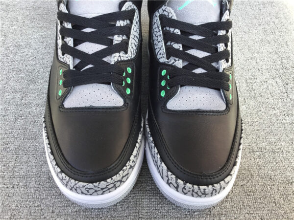 Air Jordan 3 Retro GS 'Green Glow' - Image 11