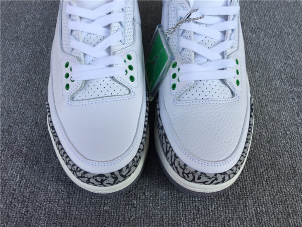 Wmns Air Jordan 3 Retro 'Lucky Green' - Image 9
