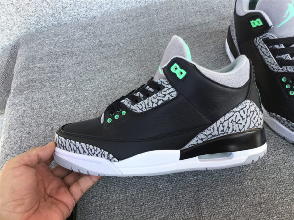 Air Jordan 3 Retro GS 'Green Glow' - Image 12