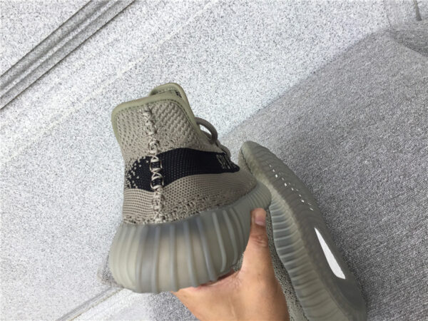 Yeezy Granite Black - Image 18