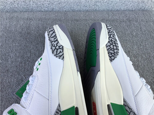 Wmns Air Jordan 3 Retro 'Lucky Green' - Image 4