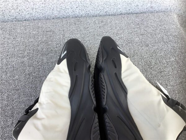 Yeezy Boost Infants 'Bone' - Image 8
