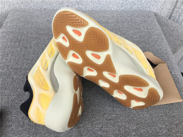 Ad Yeezy White Yellow - Image 3