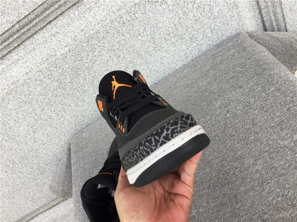 Air Jordan 3 Retro GS 'Fear' - Image 8