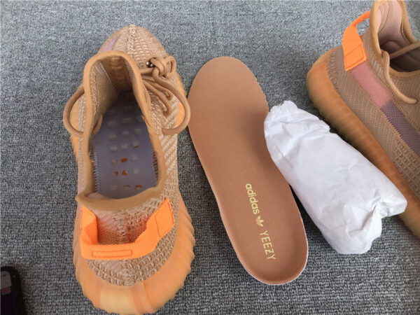 Yeezy Boost Kids 'Clay' - Image 12