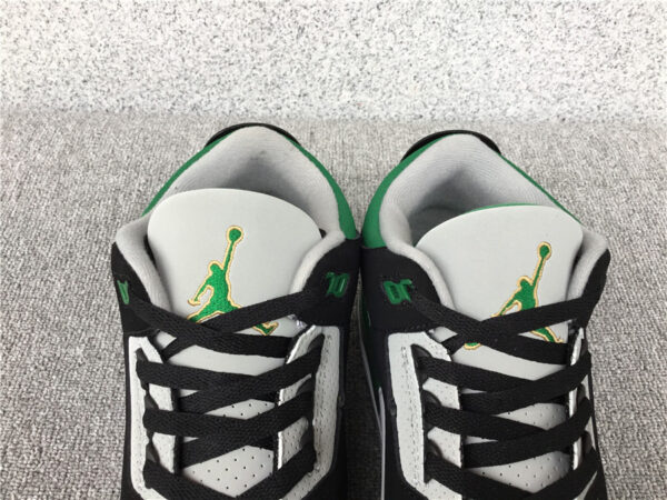Air Jordan GS 'Pine Green' - Image 14