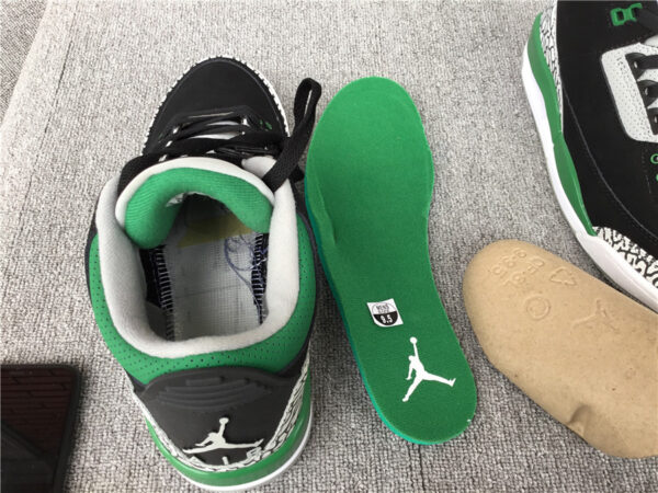 Air Jordan GS 'Pine Green' - Image 4