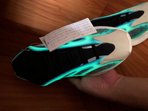 Yeezy Boost Arzareth Blue Aurora - Image 23