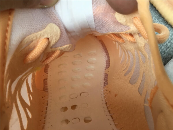 Yeezy Boost Mono Clay - Image 31