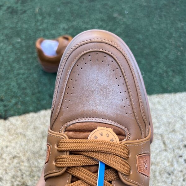 Trainer distressed brown denim round toe lace-up LV - Image 7