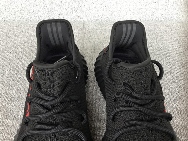 Yeezy Boost Bred - Image 20
