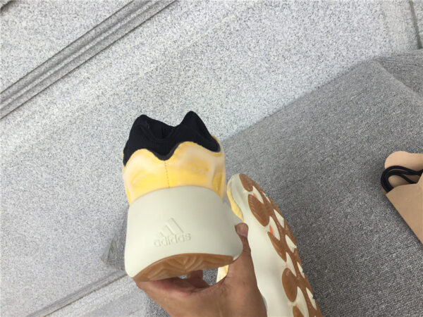 Ad Yeezy White Yellow - Image 19