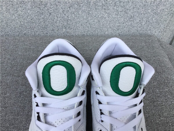 Air Jordan 3 Retro 'Oregon Ducks' - Image 21