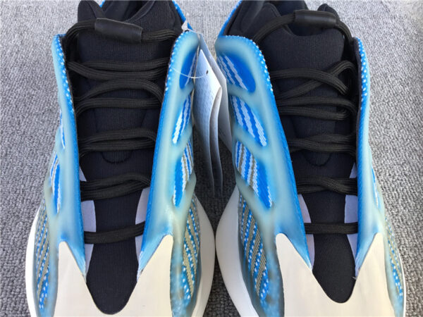 Yeezy Boost Arzareth Blue Aurora - Image 29