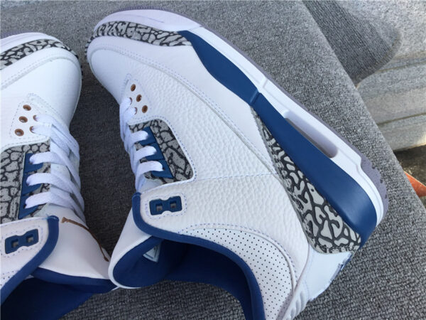 Air Jordan  White and Blue Wizards - Image 18