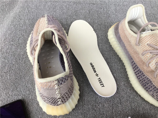 Yeezy Boost Ash Pearl - Image 15