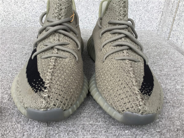 Yeezy Granite Black - Image 7