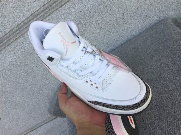 Air Jordan 3 WMNS Atmosphere - Image 20
