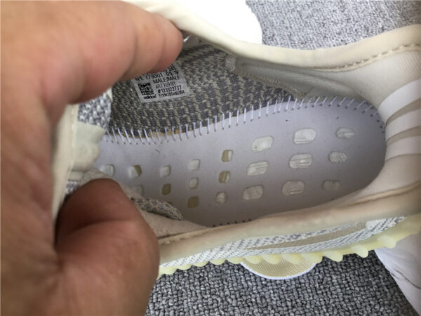 Yeezy Boost Lundmark Reflective - Image 8