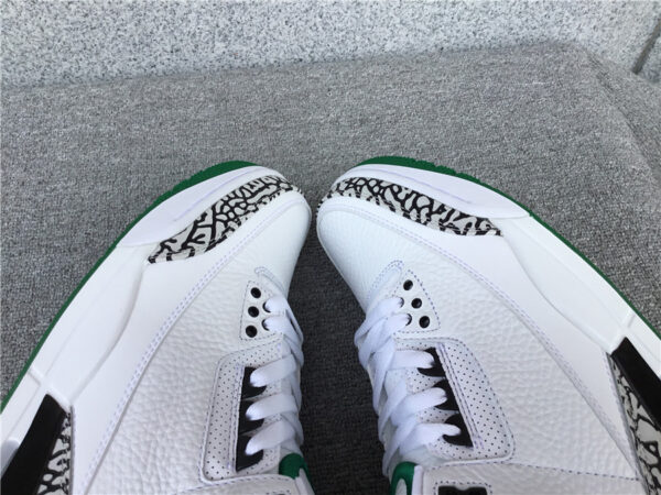 Air Jordan 3 Retro 'Oregon Ducks' - Image 22