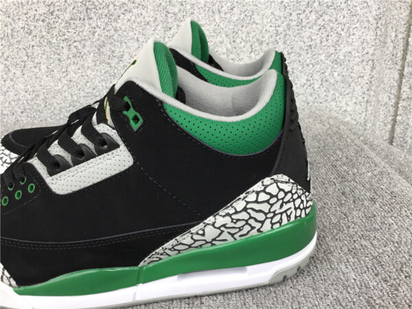 Air Jordan GS 'Pine Green' - Image 20