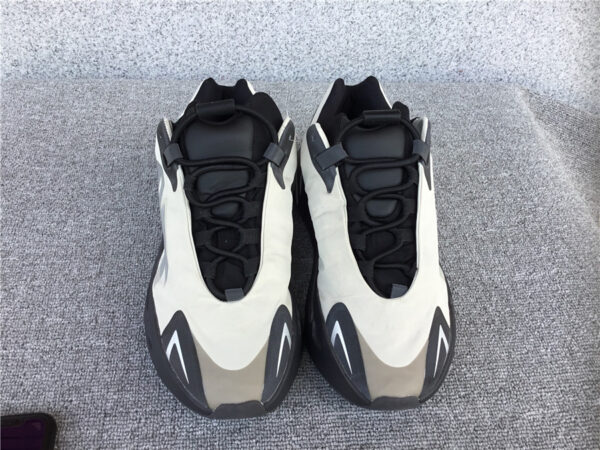 Yeezy Boost Infants 'Bone' - Image 14