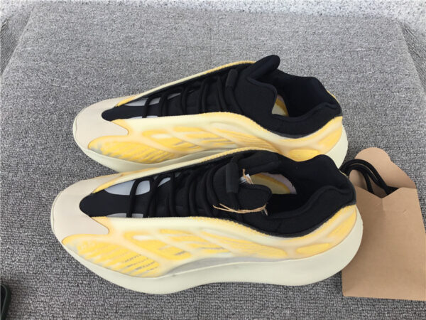 Ad Yeezy White Yellow - Image 23