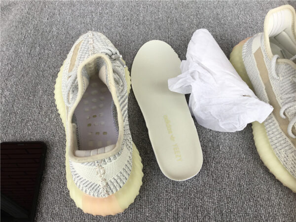 Yeezy Boost Lundmark Reflective' - Image 12