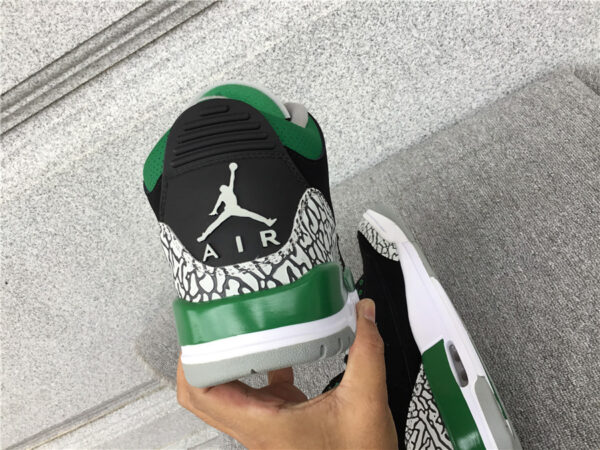 Air Jordan GS 'Pine Green' - Image 22