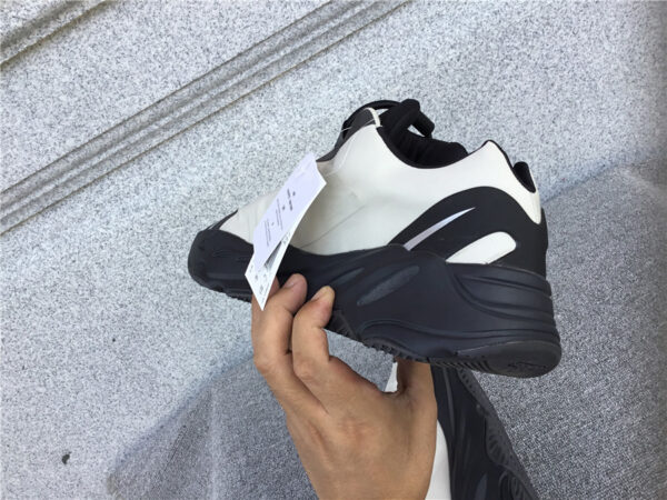 Yeezy Boost Infants 'Bone' - Image 15