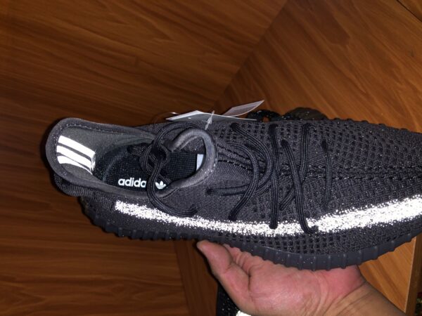 Yeezy Boost Kids 'Onyx' - Image 23