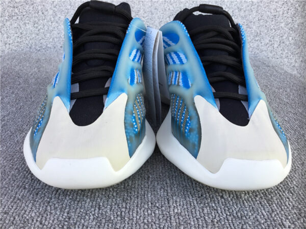 Yeezy Boost Arzareth Blue Aurora - Image 35