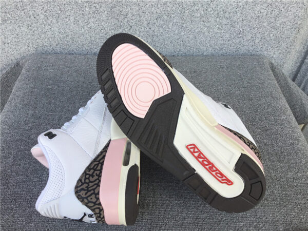 Air Jordan 3 WMNS Atmosphere - Image 23