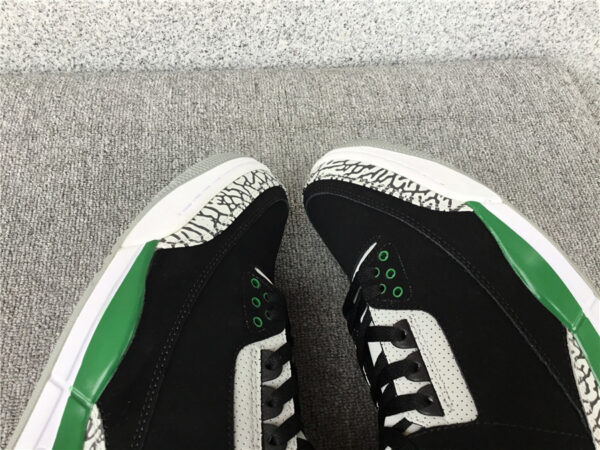 Air Jordan GS 'Pine Green' - Image 28